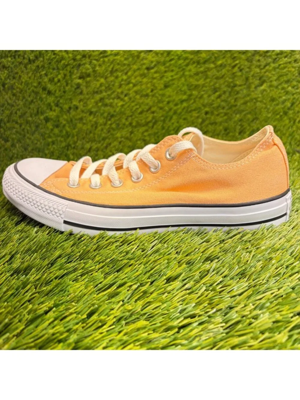 Converse Chuck Taylor All Star Ox Womens Size 8 Salmon Athletic Shoes Sneakers